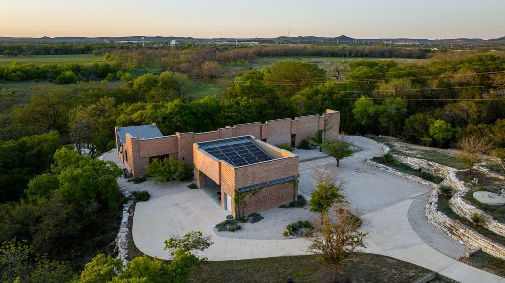 Inside a Texas Hill Country Estate Inspired by the Yves Saint Laurent Museum in Marrakech