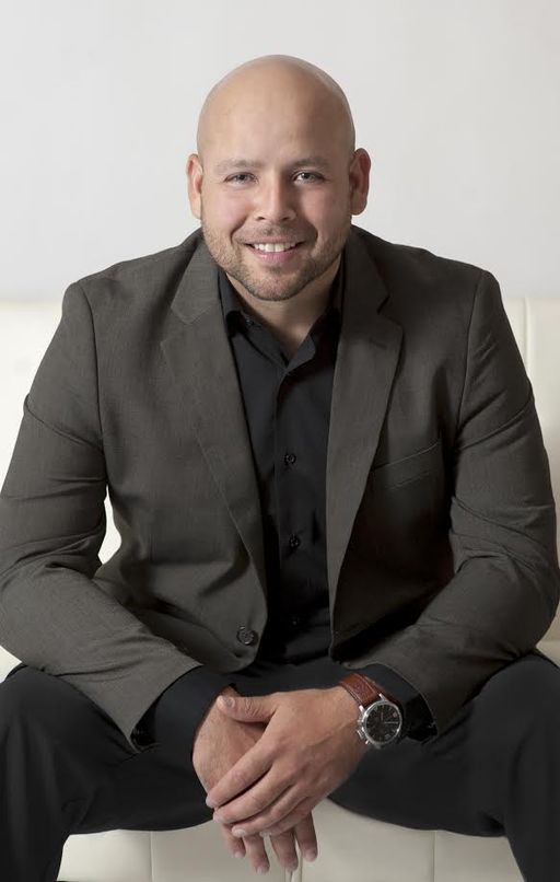 Rj Garciduenas