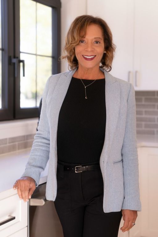 Denise Robinson