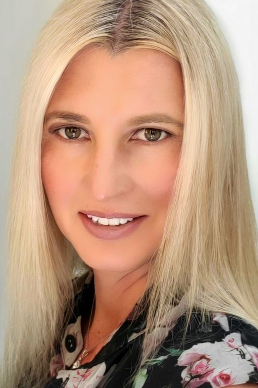Lisa Tortora