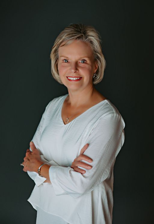 Liz Rhodes