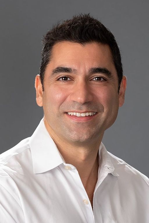 Hossein Bayat