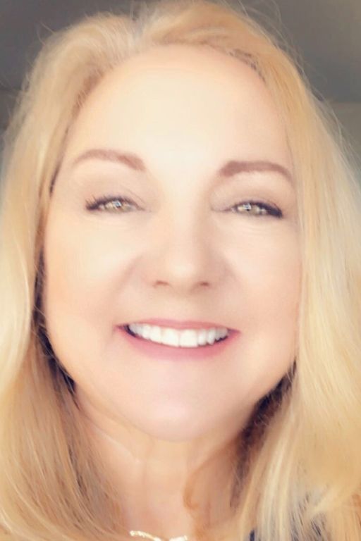 Lynn Mosich