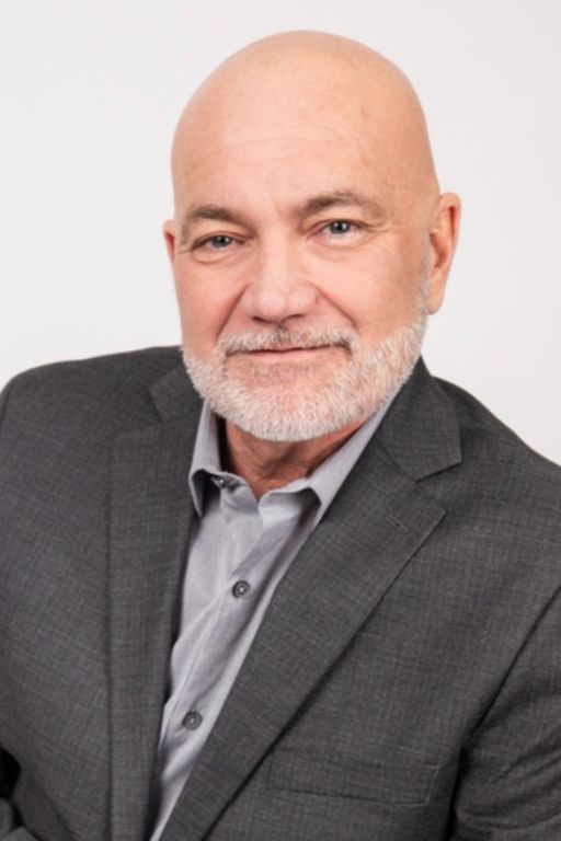 Kevin Deaver
