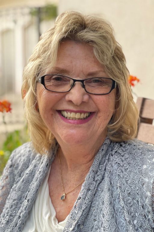 Debbie Mclaughlin
